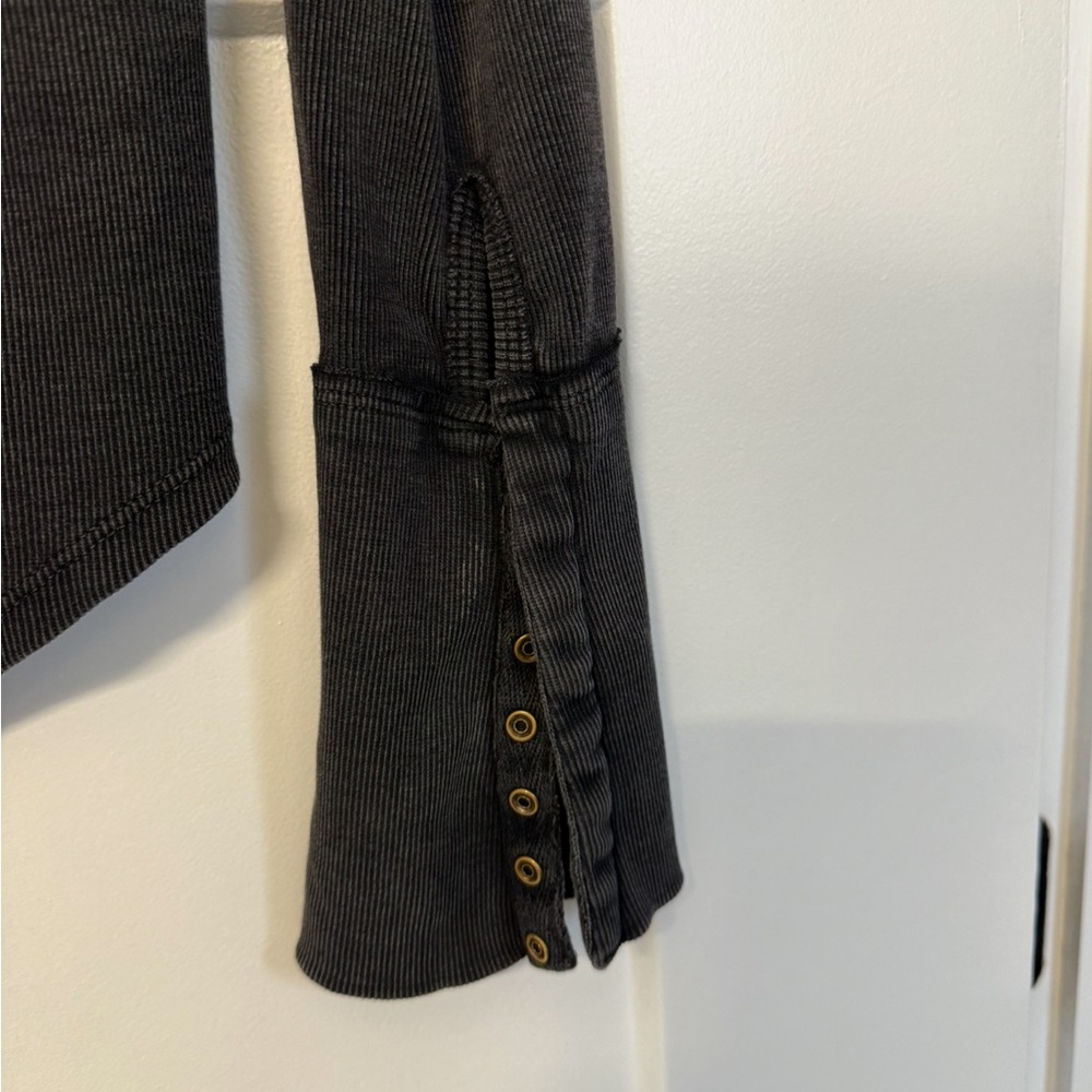 We The Free Black Dropping Tears Shirting - Picture 6 of 6